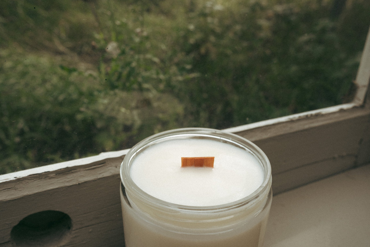 Holiday Scents - 14 oz. Wood Wick Candle - Handmade By Ali